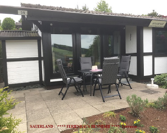 SAUERLAND :  **** FERIENHAUS HENNESEE ****  Terrasse