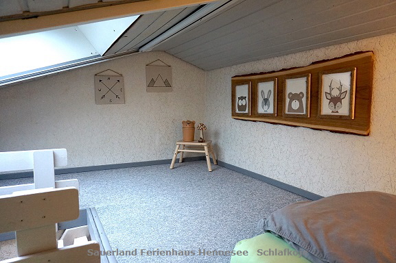 SAUERLAND :  **** FERIENHAUS HENNESEE ****   Schlafkoje